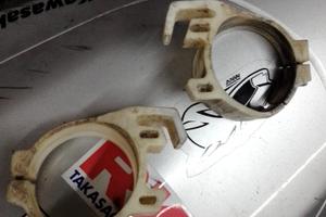 Guida copertura forcella yamaha YZ