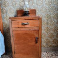 Coppia di Comodini Vintage Art Déco in Legno – Ann