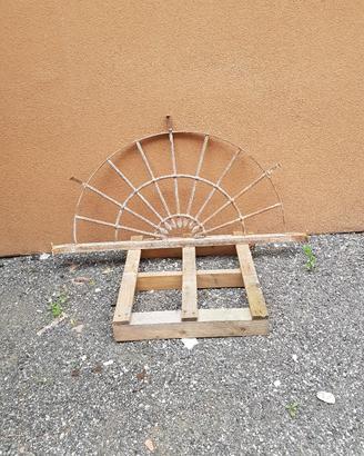 Inferriate antiche per sopraporta