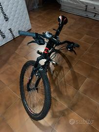 bici atala 27,5 rossa nera