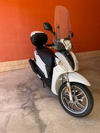 Kymco people one