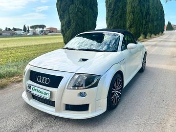 audi tt cabrio turbo 4x4 20v bianca perlata