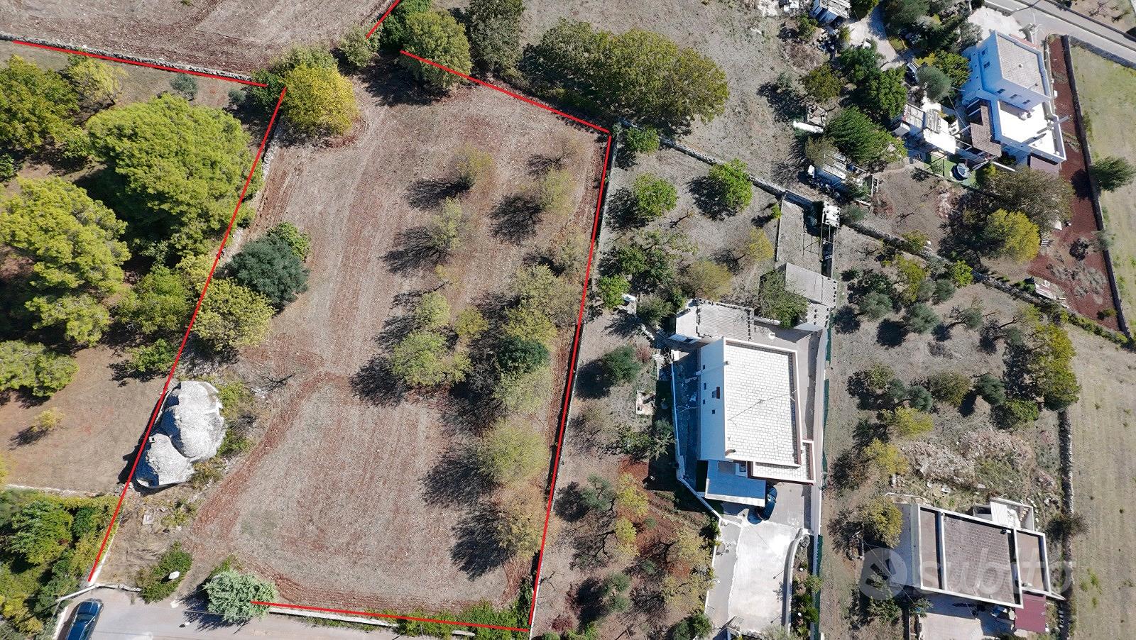 Terreno edificabile e Trulli - Vista 5