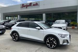 Audi A3 allstreet 35 TDI S tronic Identity Contras