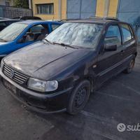 Volkswagen Polo 1998 Demolita - Per Ricambi