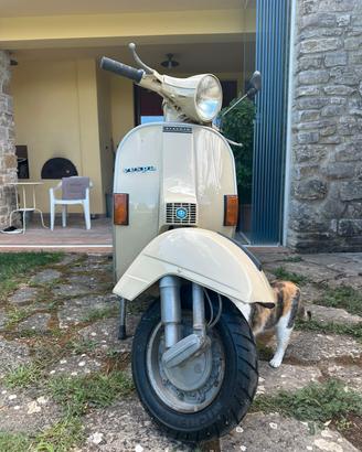 VESPONE P 200 E