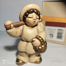 thun presepe classico viandante con fagotto