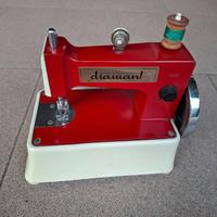 MACCHINA DA CUCIRE GIOCATTOLO ANNI '60