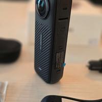 Insta360 X4 8K 360° + molti accessori