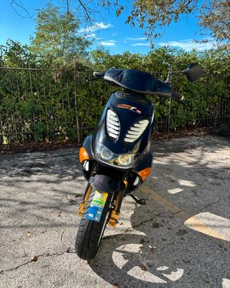 Aprilia SR50 STEALTH