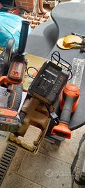 Smerigliatrice a batteria tagliasiepe forbice