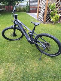 E-MTB Cube sterio hybrid 140 HPC race 750