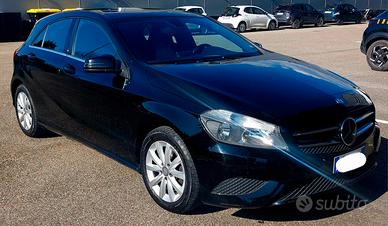 Mercedes 180D blueE. Executive +sedili sportivi
