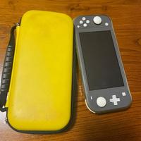 Nintendo Switch lite+custodia gialla