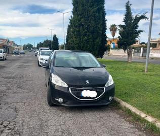 Peugeot 208   1.2 benzina