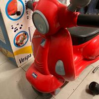 Vespa primavera rossa cavalcabile Chicco