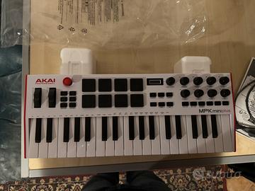 Akai Professional MPK Mini Plus