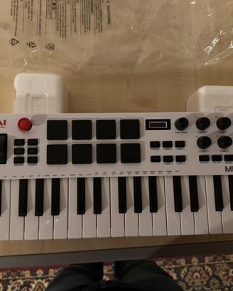 Akai Professional MPK Mini Plus
