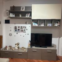 Parete attrezzata moderna