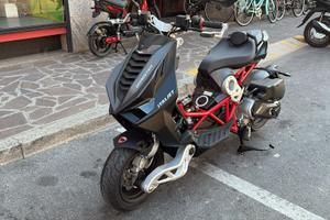 Italjet Dragster 125 KM0 a Euro 4490 - nei colori 