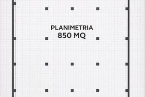 Ampio Locale Commerciale 850 mq - Zona Porto