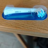 Testina oral b per spazzolino elettrico io