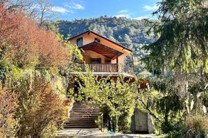 Villa di 658 m² con più di 5 locali e box auto dop