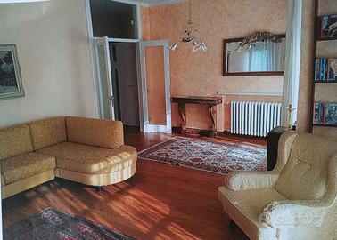 Appartamento in zona centrale Villafranca