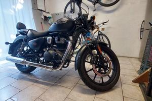 moto Royal Enfield Meteor stellar 350