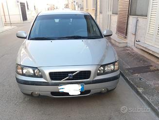 volvo S60 2400 del 2002