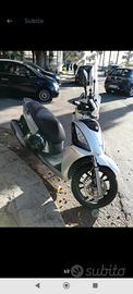 Scooter Kymco people gti 300