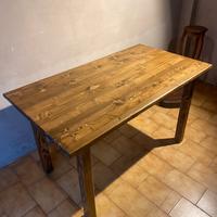 Tavolo in abete massello