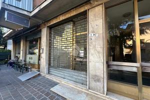 NEGOZIO A ROVERETO