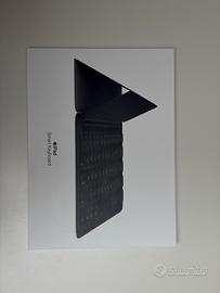 Apple smart keyboard