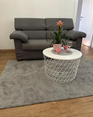 Tappeto grigio moderno