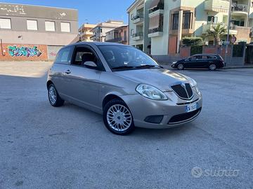 Lancia Ypsilon 1.4 Platino Ecochic GPL CON 150MILA