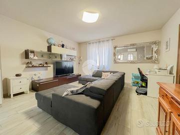 4 LOCALI A LONATO DEL GARDA