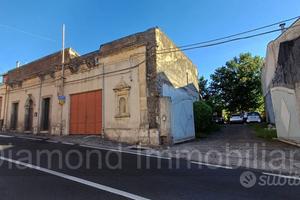 Casa singola con cortile e garage Piedimonte Etneo