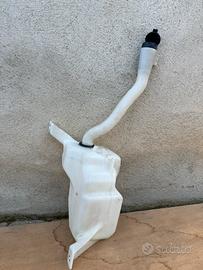 Serbatoio liquido tergicristallo