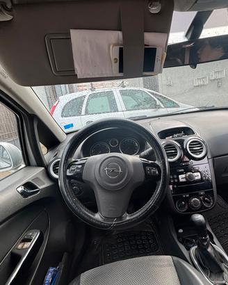 Opel corsa 2008