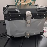 Valigia/baule universale per moto 45L