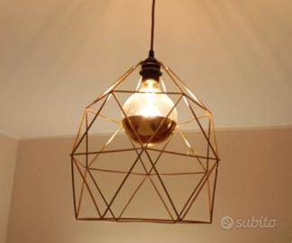 Lampada da soffitto in metallo