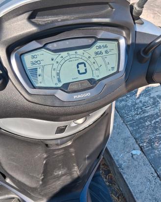 Piaggio Beverly 300 - 2021
