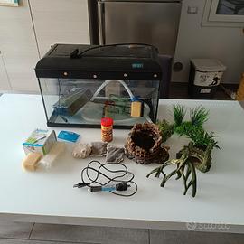 acquario  completo di accessori