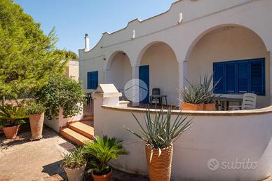 VILLA SINGOLA A NARDÒ