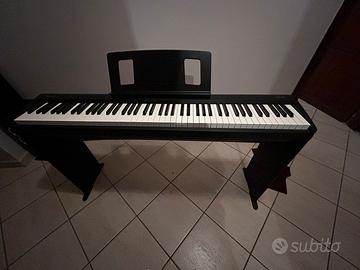 Pianoforte roland fp-10