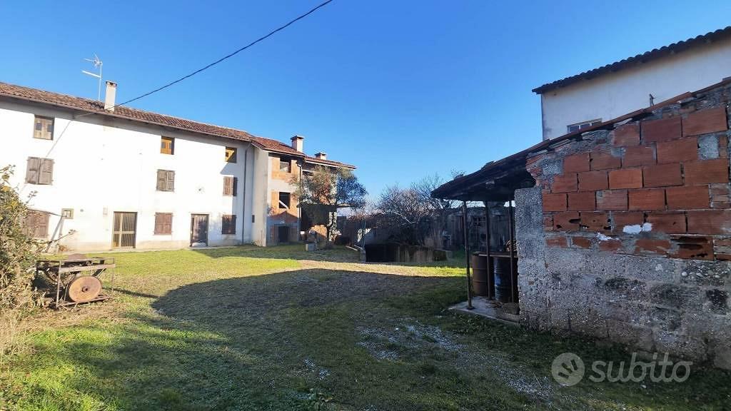 Rustico / Casale di 230 m² con 5 locali a Premaria - Vista 3