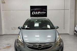 Opel Corsa 1.2 5 porte Cosmo
