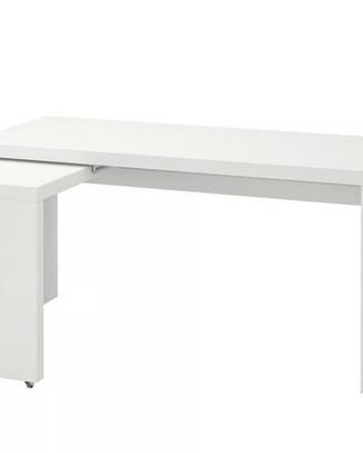 Scrivania Ikea Malm com piano estraibile