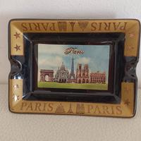 Posacenere Souvenir Paris in ceramica 